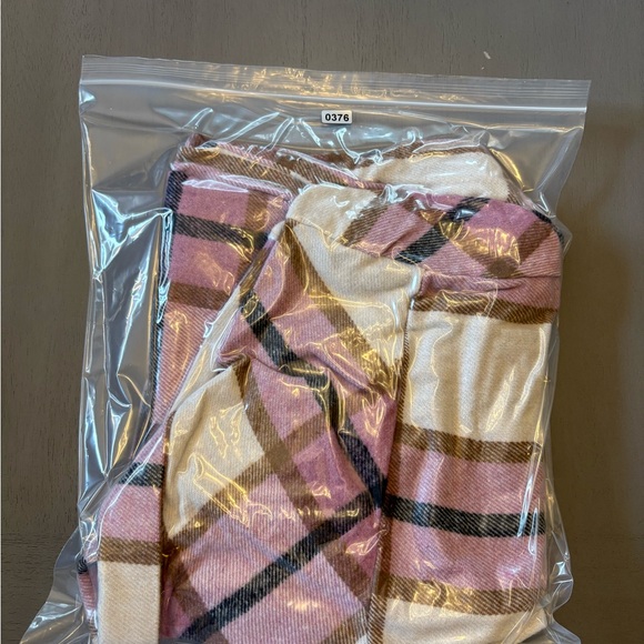 Women’s Pink Plaid Flannel Shirt Jacket Grunge Cozycore Soft Button Down Sz L - Picture 12 of 12